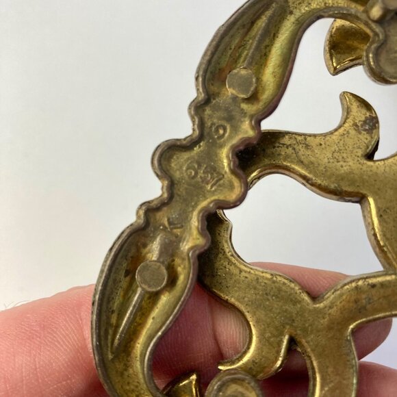 Lot of 12 Vintage Gilded Brass Drawer Pulls 657 Batwing Drop Bail - Picture 6 of 6